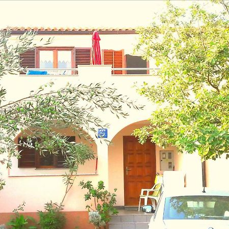 Apartmani Mia Ližnjan المظهر الخارجي الصورة