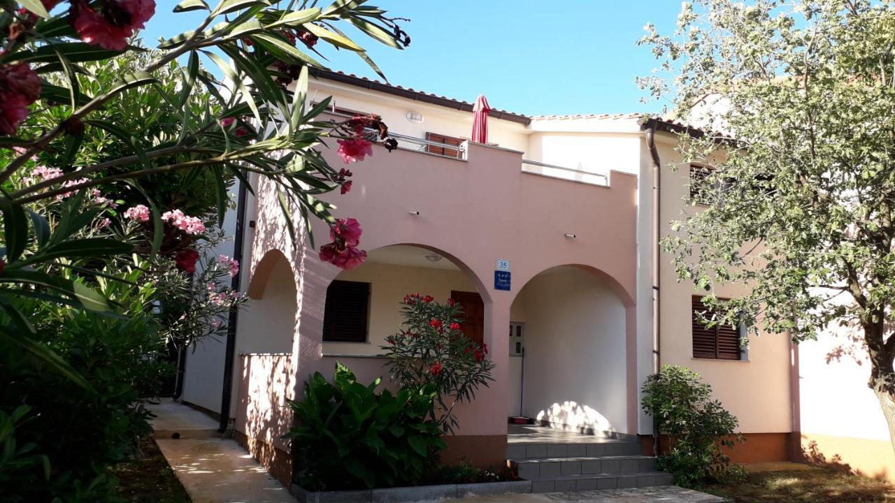 Apartmani Mia Ližnjan المظهر الخارجي الصورة
