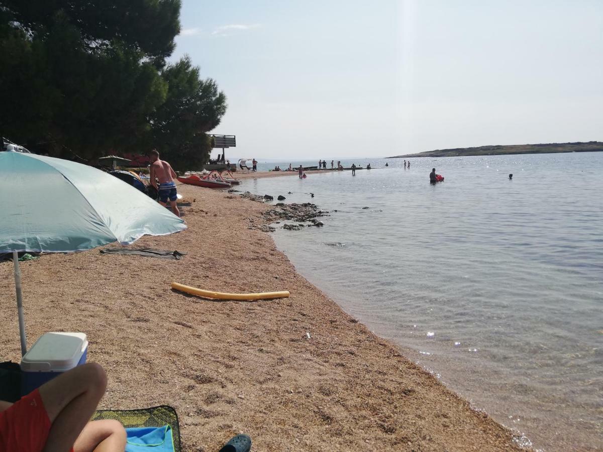 Apartmani Mia Ližnjan المظهر الخارجي الصورة