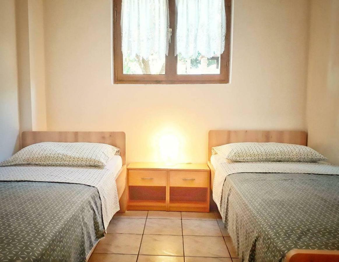 Apartmani Mia Ližnjan المظهر الخارجي الصورة