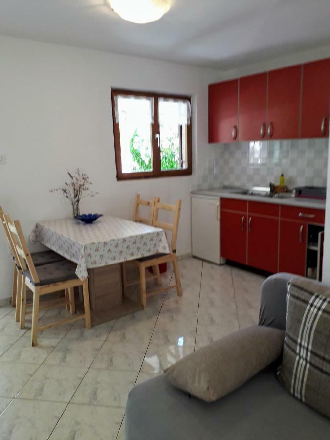 Apartmani Mia Ližnjan المظهر الخارجي الصورة