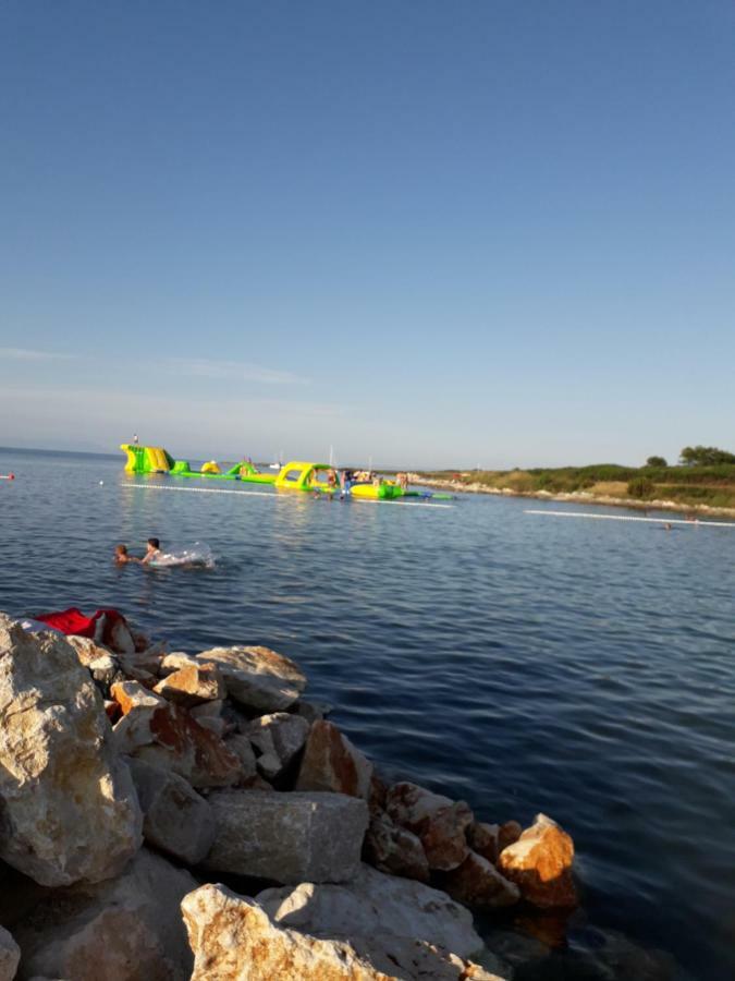Apartmani Mia Ližnjan المظهر الخارجي الصورة